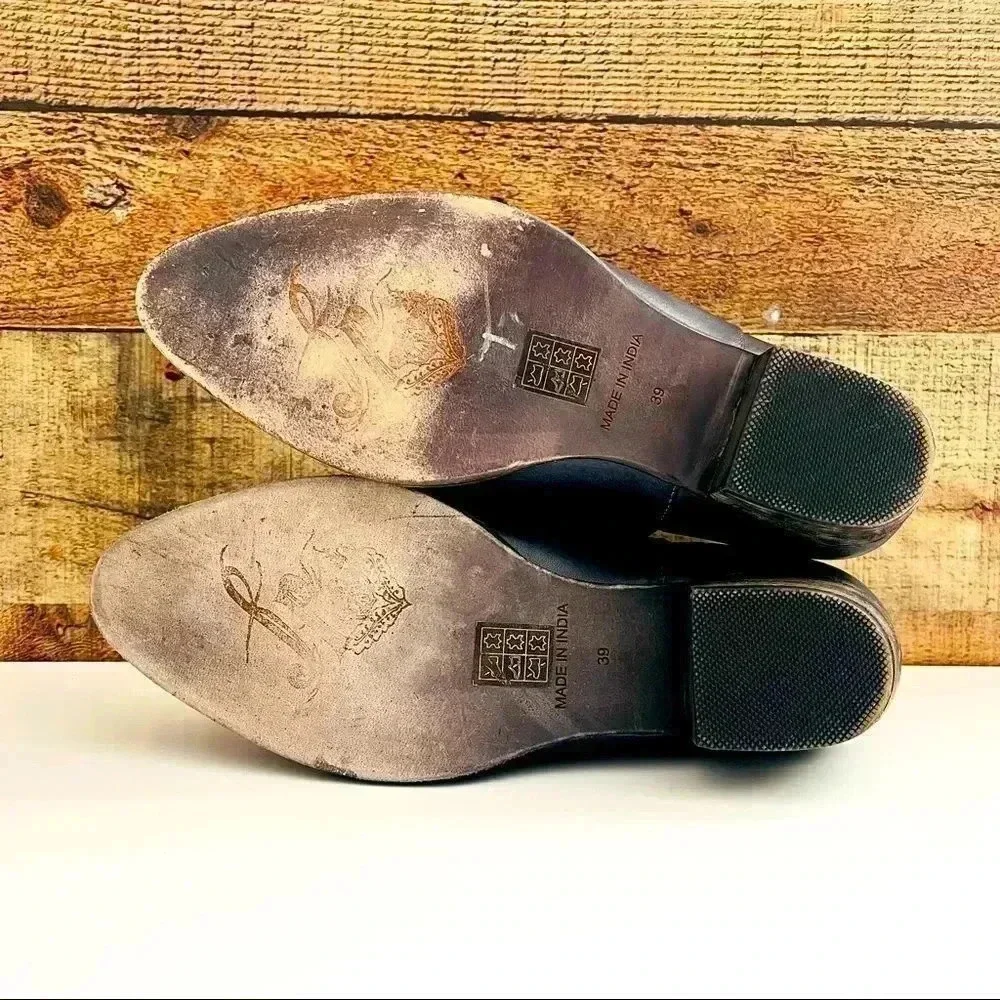 NWOT Navy (INK) Free People Charm Double V Bootie